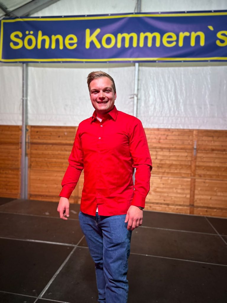 Das närrische Geheimnis wurde wie immer am letzten Tag der Kommerner Kirmes gelüftet: Mats Riepenhausen ist der neue Karnevalsprinz der KG Greesberger. Foto: KG Greesberger e.V./Thomas Metzen/pp/Agentur ProfiPress